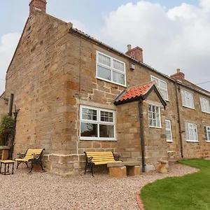 https://the-cottage-saltburn-by-the-sea.yorkshirehotels.net